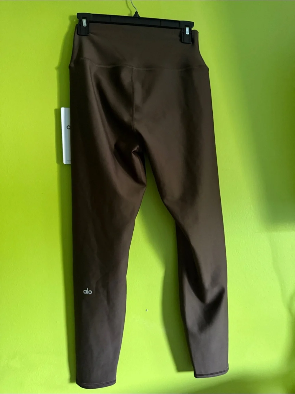 NWT ALO Yoga Dark Brown 7/8 High Waist Airlift Leggings Size L